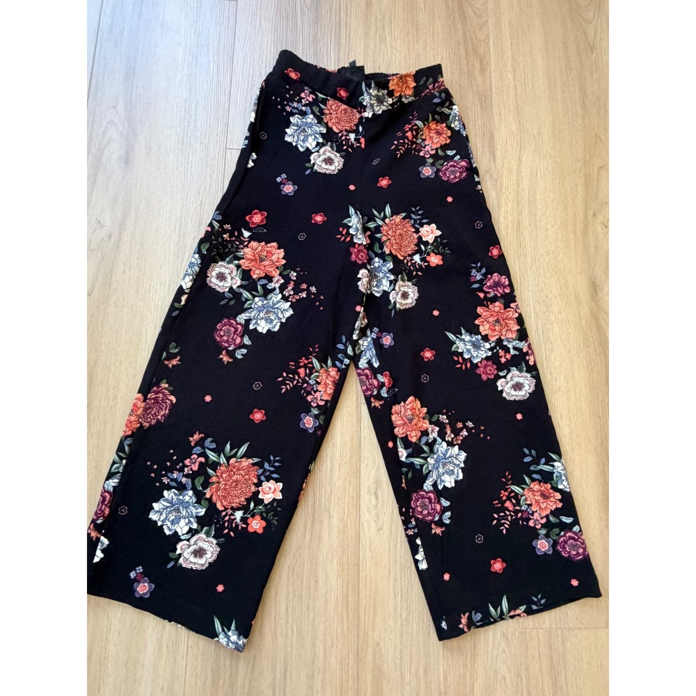 Bobeau XS Black Floral Wide Leg Cropped Pants Elastic Waist